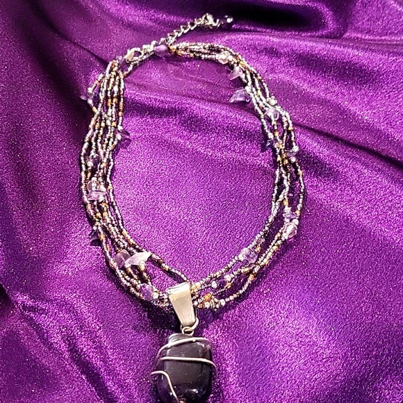 Jewelry - Picture 7 of 8